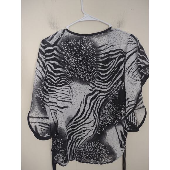 Arianna by Howards Lightweight Blouse Ruched Medium Funky Sheer Pool Cover-up - Picture 5 of 5